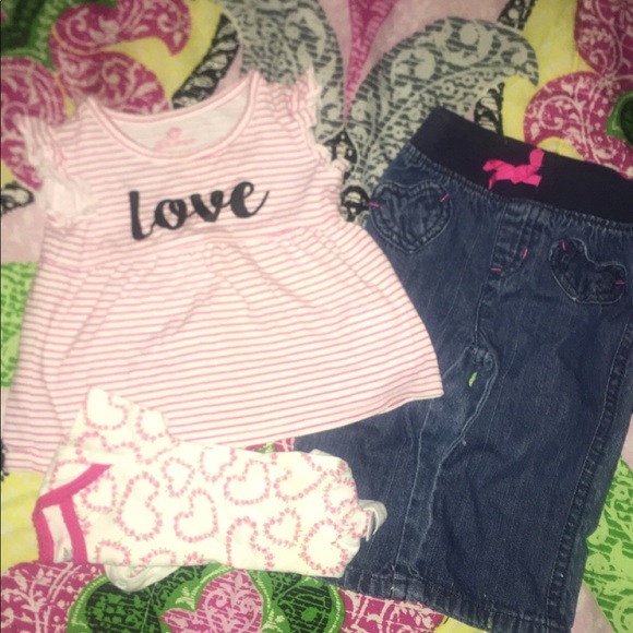 Jeans and top - Picture 2 of 8